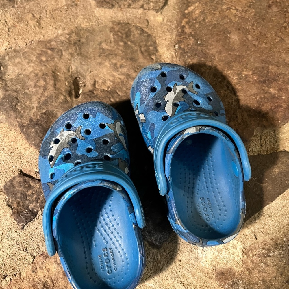 Shark Crocs 🦈